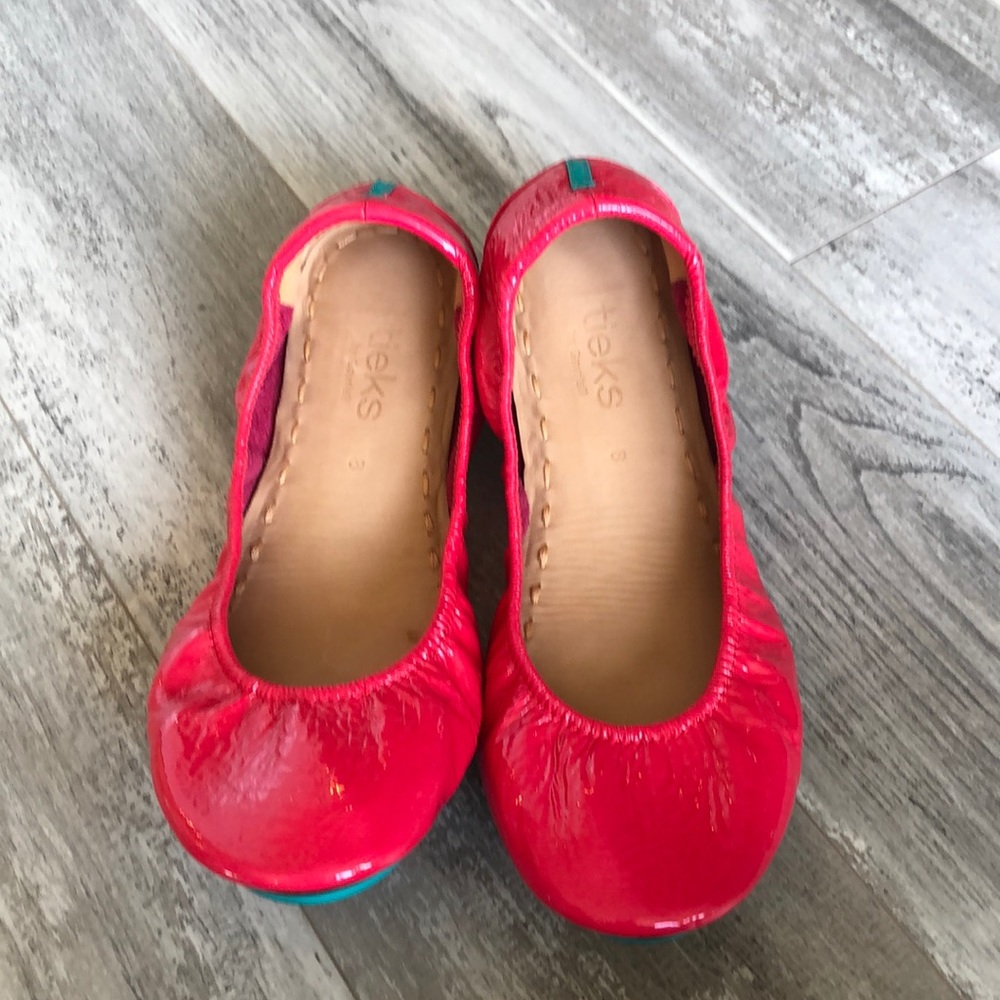 Razzberry Tiek Flats